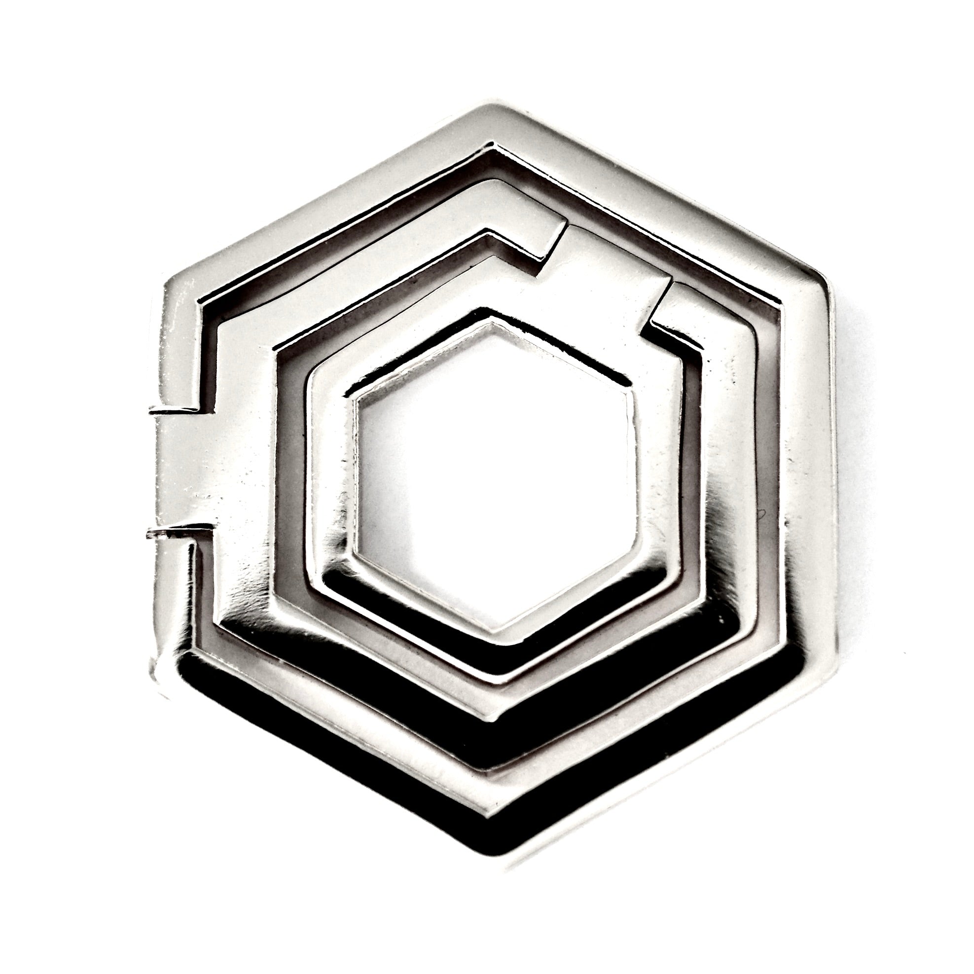 AIVIA Jewelry - silver hexagon pendant
